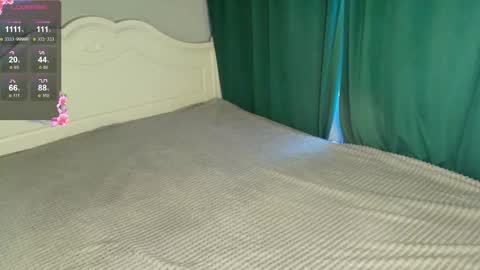 Snapshot of blowjob_queeny chatting on September 17, 2025, 6:15 am Welcome guysMy name KatePVT its Open online show from September 17, 2025, 6:15 am