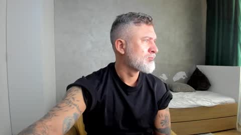 Nico online show from September 13, 2025, 5:07 am