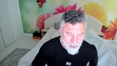 Nico online show from November 27, 2025, 8:27 am