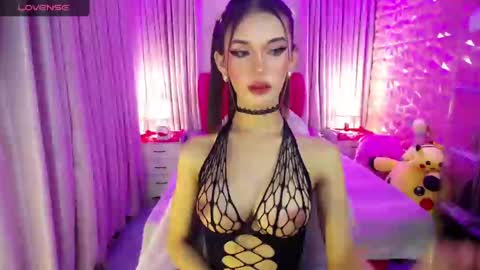 Snapshot of blue_aiveexx chatting on December 15, 2024, 1:57 am aivee online show from December 15, 2024, 1:57 am