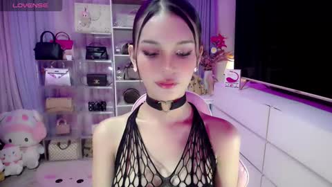 Snapshot of blue_aiveexx chatting on October 10, 2025, 6:23 am aivee online show from October 10, 2025, 6:23 am