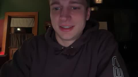 Snapshot of blue_eyed_beau chatting on February 20, 2026, 6:26 am Beau online show from February 20, 2026, 6:26 am