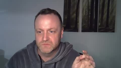 blue_eyes_paul online show from April 6, 2026, 4:46 am