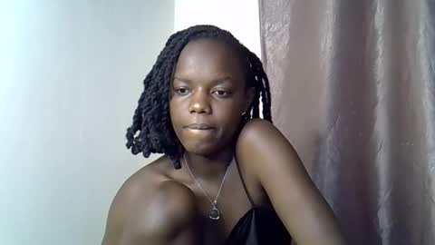 Snapshot of blue_savagee chatting on November 26, 2025, 1:23 pm blue_savagee online show from November 26, 2025, 1:23 pm