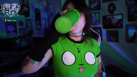 Blue online show from December 13, 2024, 1:37 am