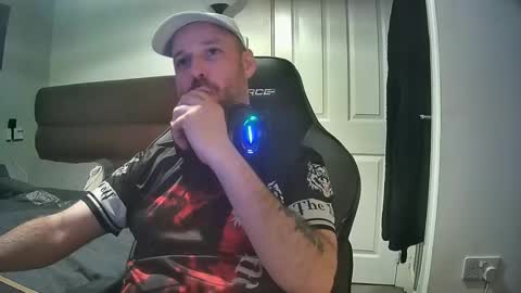 bluebirdflame1 online show from March 7, 2025, 2:36 am