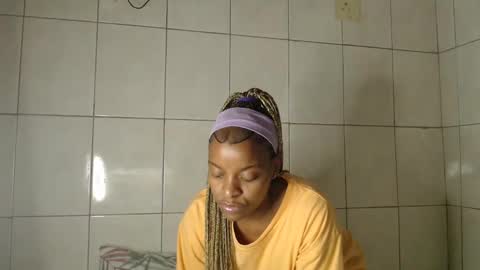 Tee online show from March 7, 2025, 5:06 pm