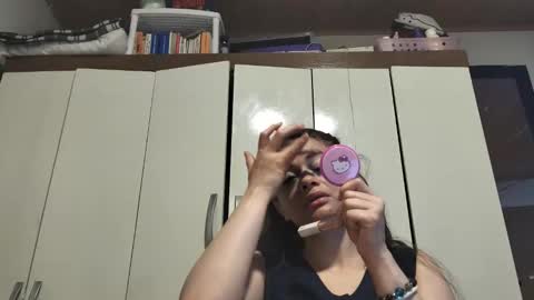 rose online show from November 8, 2025, 6:13 am