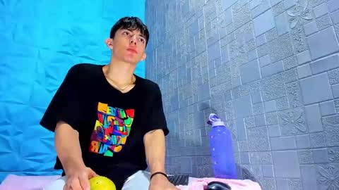 Snapshot of blueestar03 chatting on December 9, 2024, 12:19 pm blueestar03 online show from December 9, 2024, 12:19 pm