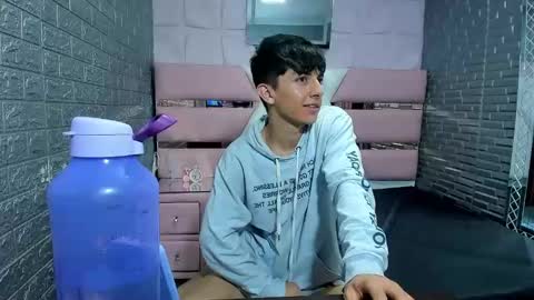 Snapshot of blueestar03 chatting on December 20, 2024, 1:58 am blueestar03 online show from December 20, 2024, 1:58 am