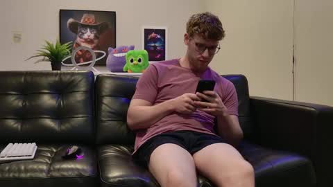 blueeyedtallguy online show from October 3, 2025, 1:13 am