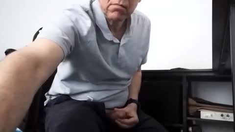 Snapshot of blueeyesteele chatting on February 10, 2026, 3:27 pm blueeyesteele online show from February 10, 2026, 3:27 pm