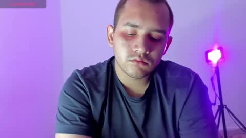 Snapshot of bluehsunny chatting on October 27, 2025, 1:09 am alexander online show from October 27, 2025, 1:09 am