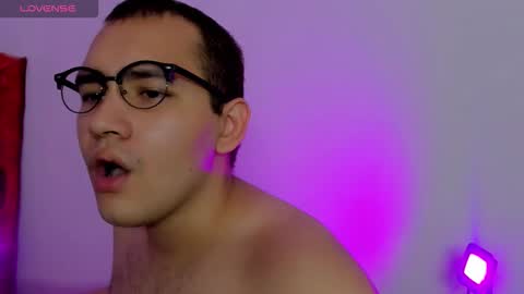 Snapshot of bluehsunny chatting on November 15, 2025, 6:59 pm alexander online show from November 15, 2025, 6:59 pm