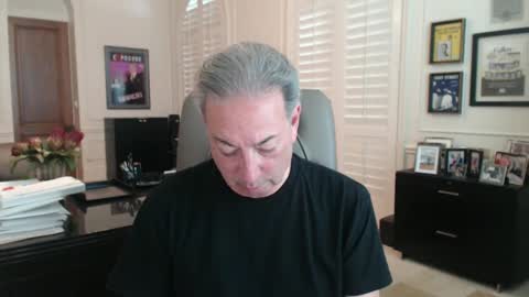 Snapshot of blueisles chatting on December 29, 2024, 3:24 pm blueisles online show from December 29, 2024, 3:24 pm