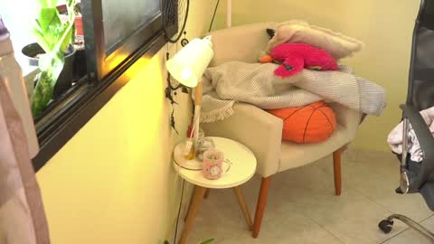 FLORAA online show from January 13, 2025, 11:19 am