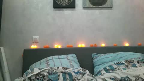 BlueXOwl online show from October 18, 2025, 3:13 pm