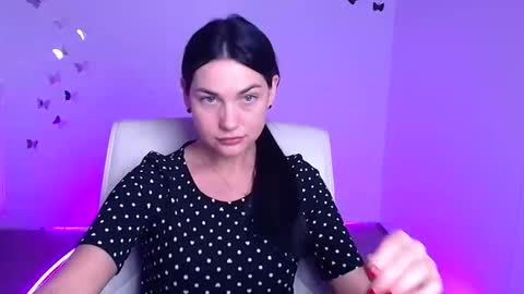 Snapshot of blum_kelly chatting on September 13, 2025, 11:32 am Kelly online show from September 13, 2025, 11:32 am