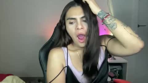 blumakinsey_ online show from January 14, 2026, 10:25 pm