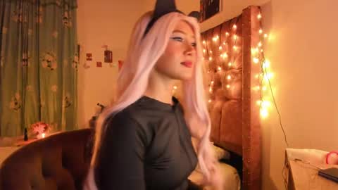 Snapshot of blumasweet chatting on February 16, 2025, 7:48 am Bluma Sweet online show from February 16, 2025, 7:48 am