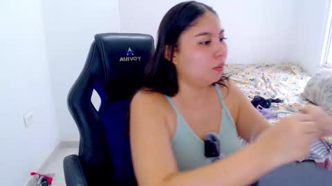  Hey guysI am BrendaWelcome my room online show from February 1, 2026, 9:24 pm