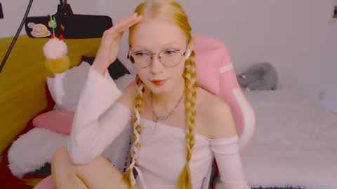  Diana  online show from July 5, 2026, 8:32 am