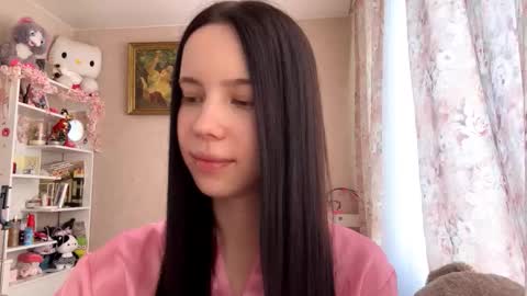 Snapshot of blush_fairy chatting on September 25, 2025, 9:13 am Milou online show from September 25, 2025, 9:13 am