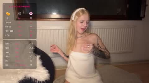 Delle online show from November 9, 2025, 4:27 pm