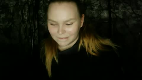 Snapshot of blushing_star chatting on September 29, 2025, 4:12 pm blushing_star online show from September 29, 2025, 4:12 pm