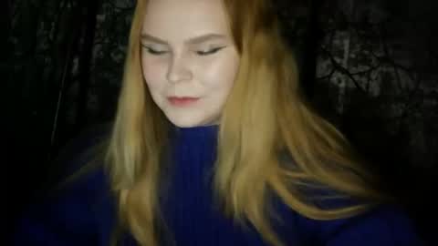 Snapshot of blushing_star chatting on November 17, 2025, 4:24 pm blushing_star online show from November 17, 2025, 4:24 pm