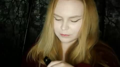 Snapshot of blushing_star chatting on November 21, 2025, 4:38 pm blushing_star online show from November 21, 2025, 4:38 pm