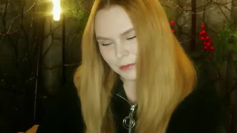 blushing_star online show from January 8, 2026, 3:58 pm