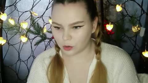 Snapshot of blushing_star chatting on February 18, 2026, 9:05 am blushing_star online show from February 18, 2026, 9:05 am