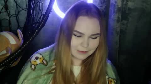 blushing_star online show from April 3, 2026, 3:43 pm