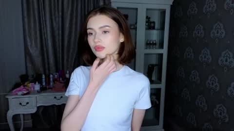 Snapshot of bluuemarine chatting on May 16, 2026, 7:12 pm Mary online show from May 16, 2026, 7:12 pm