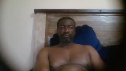 bluuthunder1914 online show from November 25, 2025, 12:21 am