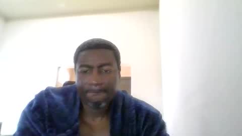 bluuthunder1914 online show from May 26, 2026, 3:52 pm