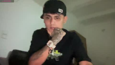 Bob  INDEPENDENT MODEL online show from December 2, 2024, 4:53 am