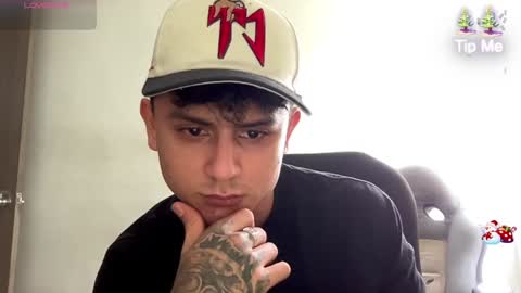 Bob  INDEPENDENT MODEL online show from December 11, 2024, 8:28 pm