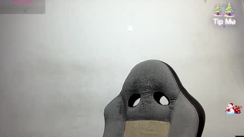 Bob  INDEPENDENT MODEL online show from December 14, 2024, 12:55 am