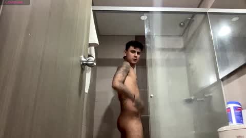 Bob  INDEPENDENT MODEL online show from December 15, 2024, 10:04 pm