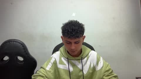 Bob  INDEPENDENT MODEL online show from December 25, 2024, 12:27 am