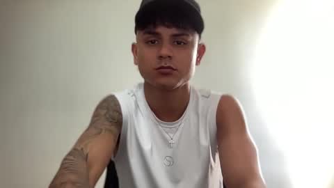 Bob  INDEPENDENT MODEL online show from February 22, 2025, 8:09 pm