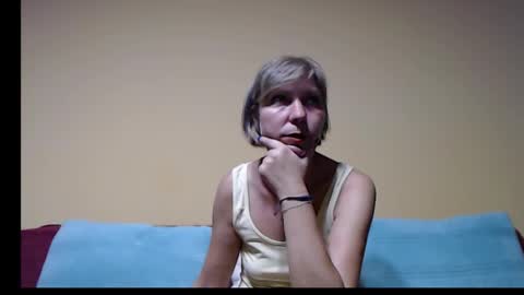 SlutWife online show from September 27, 2025, 4:23 pm