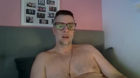 Snapshot of bobberman78 chatting on November 30, 2025, 9:19 pm Dan online show from November 30, 2025, 9:19 pm