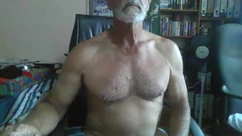 Snapshot of bobbgud chatting on October 30, 2025, 11:44 am Bobbgud online show from October 30, 2025, 11:44 am