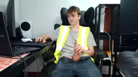 bobby72738 online show from October 16, 2025, 3:51 am