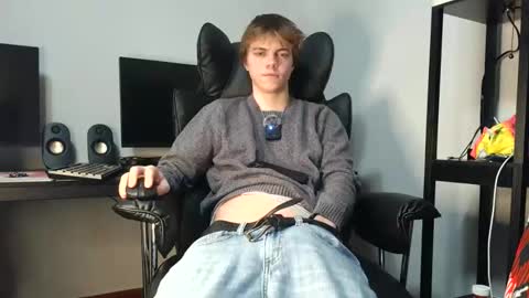 bobby72738 online show from December 14, 2025, 5:02 am