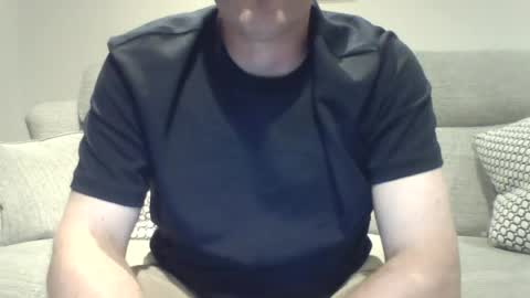 Snapshot of bobby_113 chatting on July 5, 2026, 12:17 am bobby_113 online show from July 5, 2026, 12:17 am
