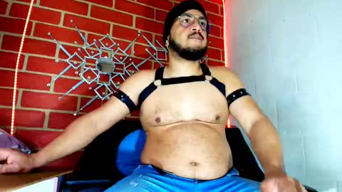 bobby_kbrera online show from October 12, 2025, 9:25 pm